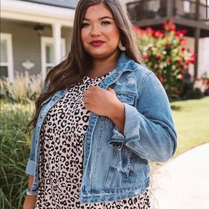 The Brooke Distressed Denim Jacket - 3XL / denim medium wash